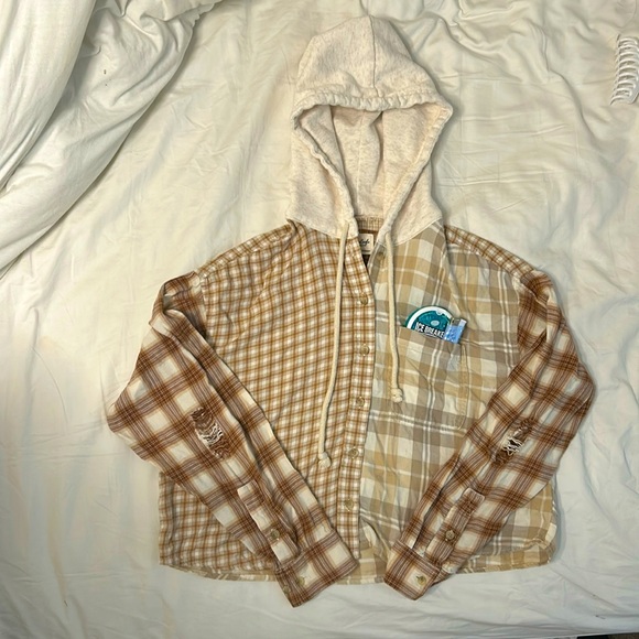 Plaid button up hoodie - Picture 1 of 8